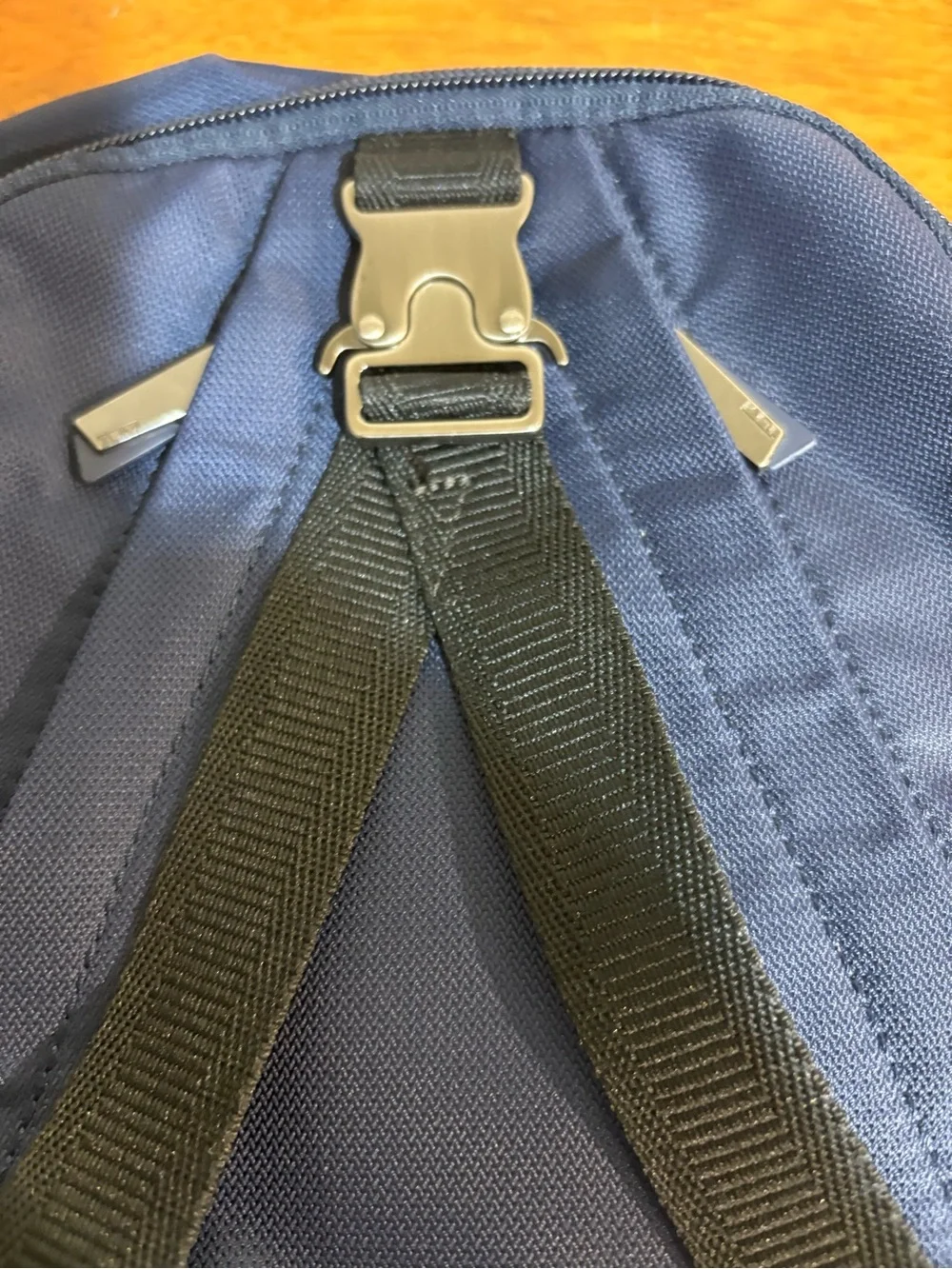 TUMI Kimball Commuter Series Adjustable Sling Bag / Backpack Navy/ Black, NWOT